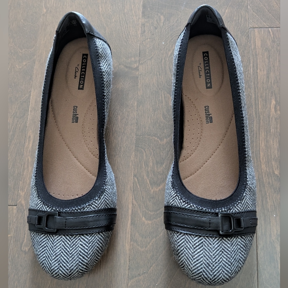 Clarks Gray Herringbone Ballet Flats with Black Trim NIB